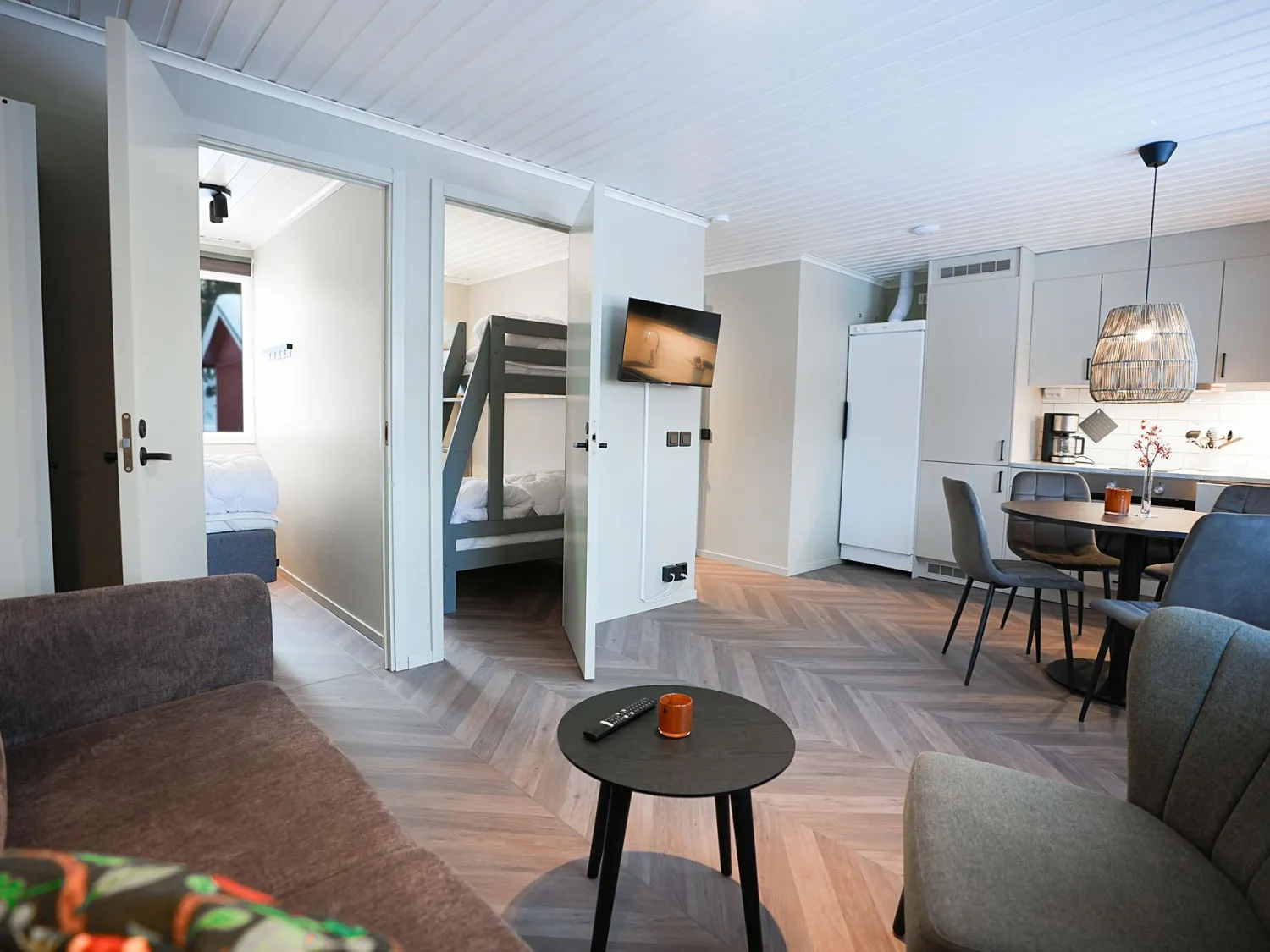 Färgbild interiör i stugboende. Hassela Ski Resort