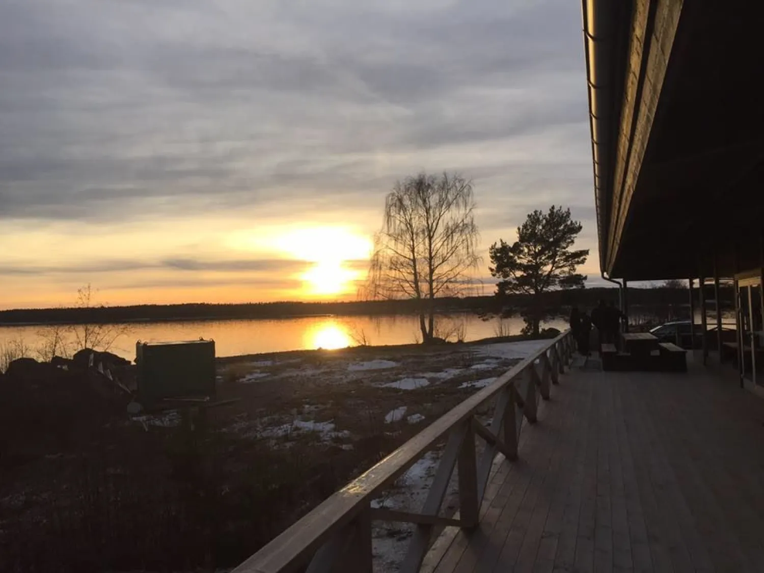 Restaurant; En liten sjökrog