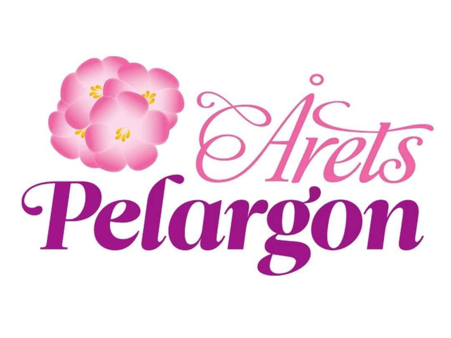Vit bakgrund med rosa text Årets Pelargon