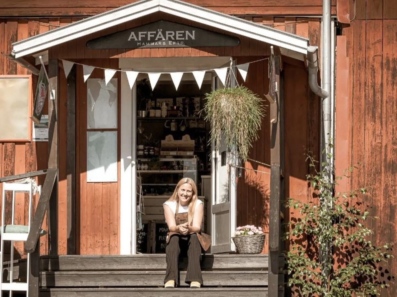 Small groseri store in Mellanfjärden ! Hamnvägen 26, Jättendal