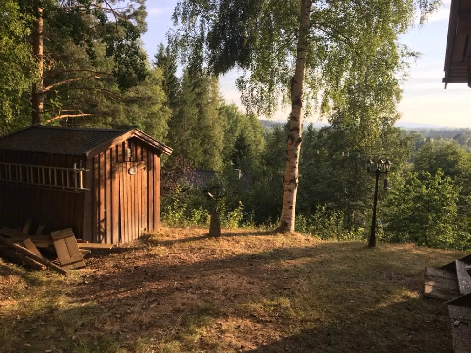 Utanför kåken