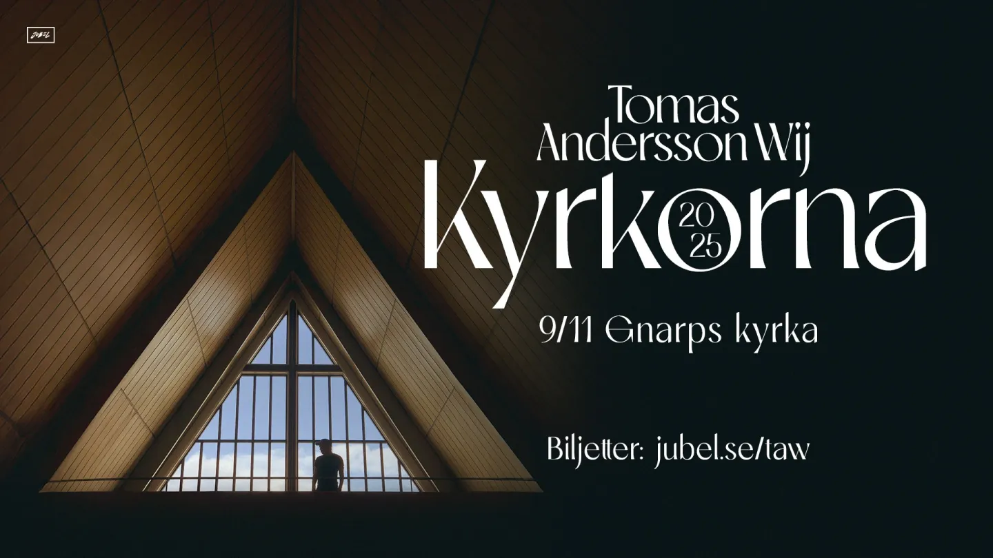 Färgbild - Interiör av kyrkbyggnad med siluett av en man i bakgrunden. Vit text på bilden: Tomas Andersson Wij, Kyrkorna, 9/11 Gnarps kyrka.